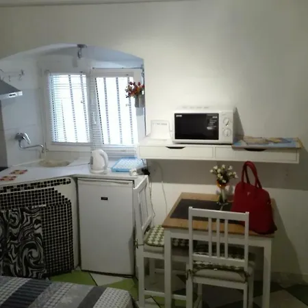Irisha Split