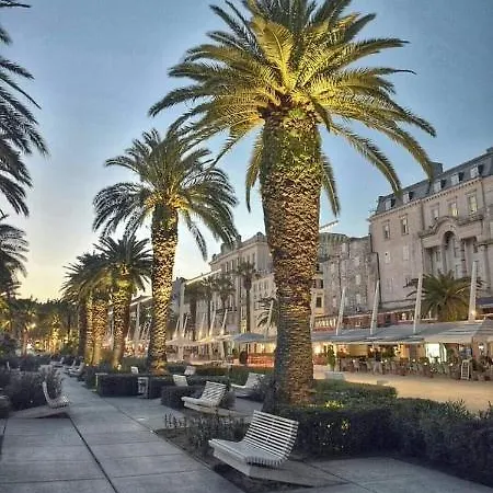 Apartament Irisha *