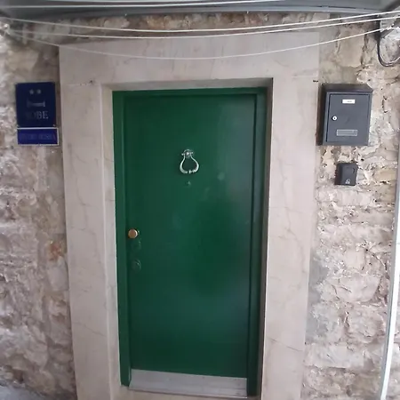 Irisha Apartament Split